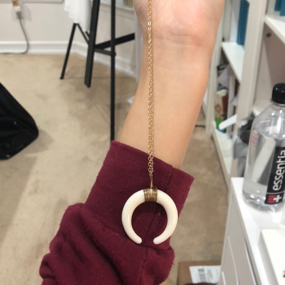 jewelry- FREE BRACELET, earrings, necklaces - Picture 7 of 7